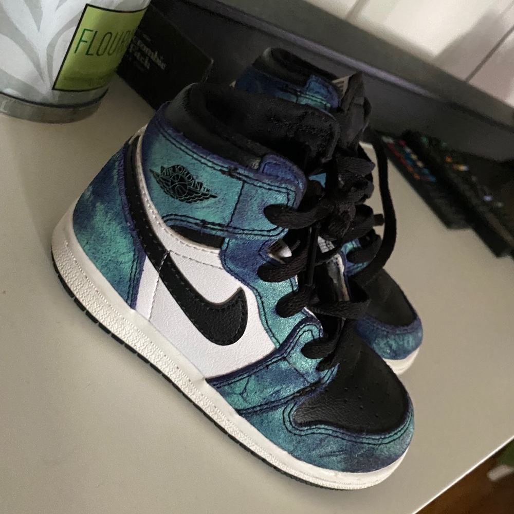 Toddler Jordan 1